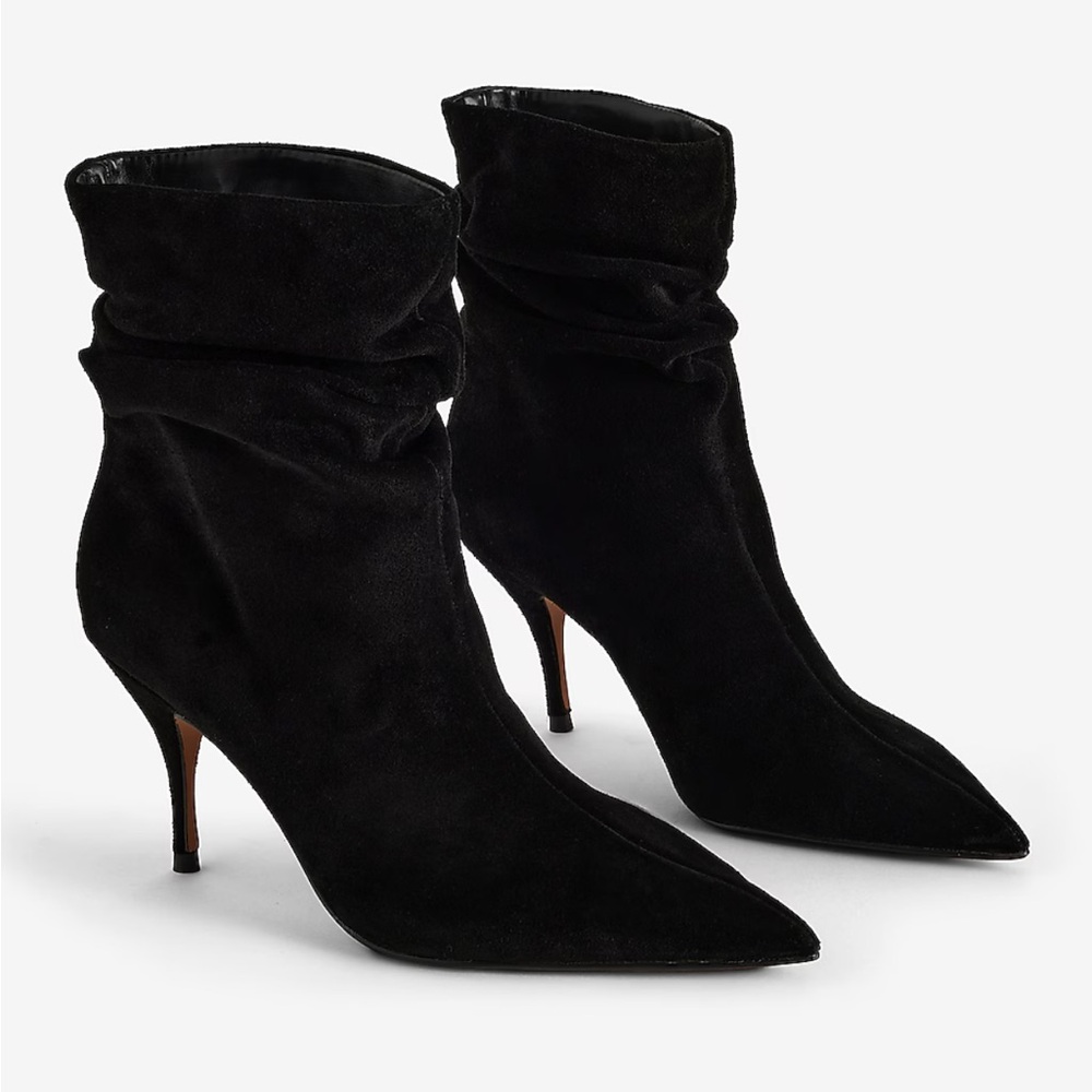 new boots with tag
